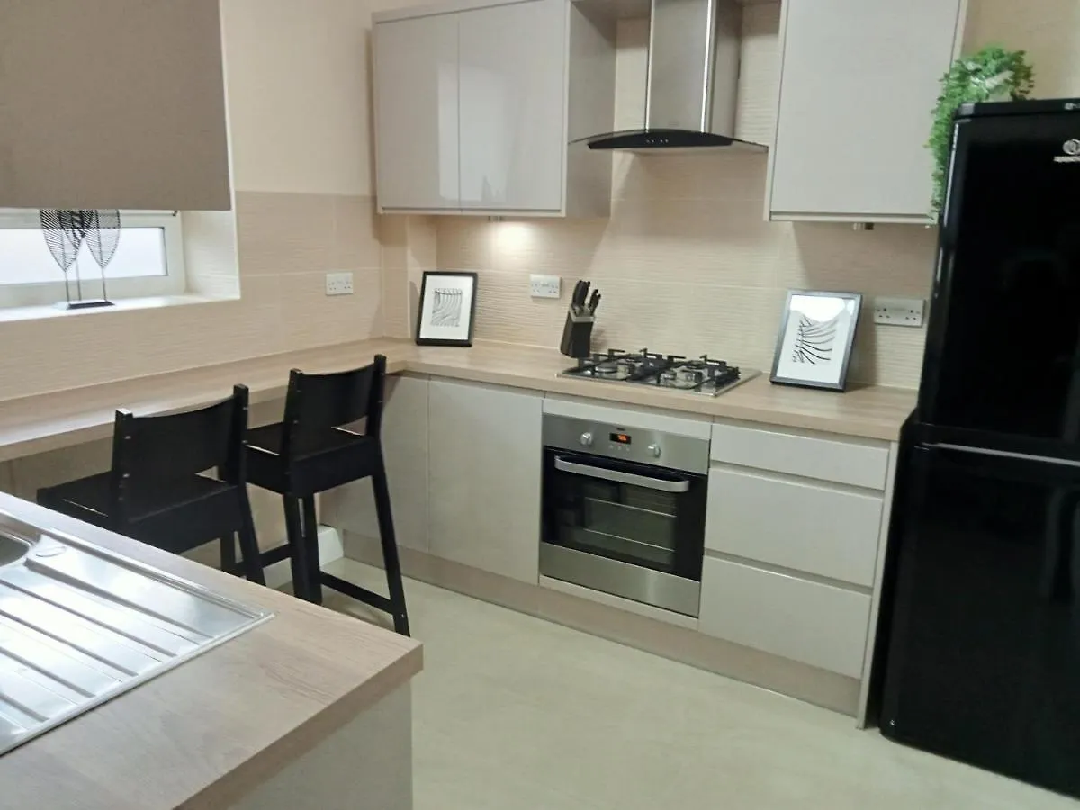 Stylish Apartment In London, E14 0*, London